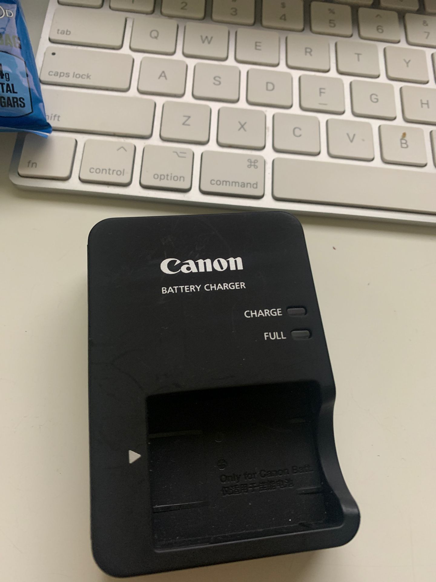 Canon battery charger