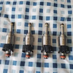 Mazda Fuel Injectors 
