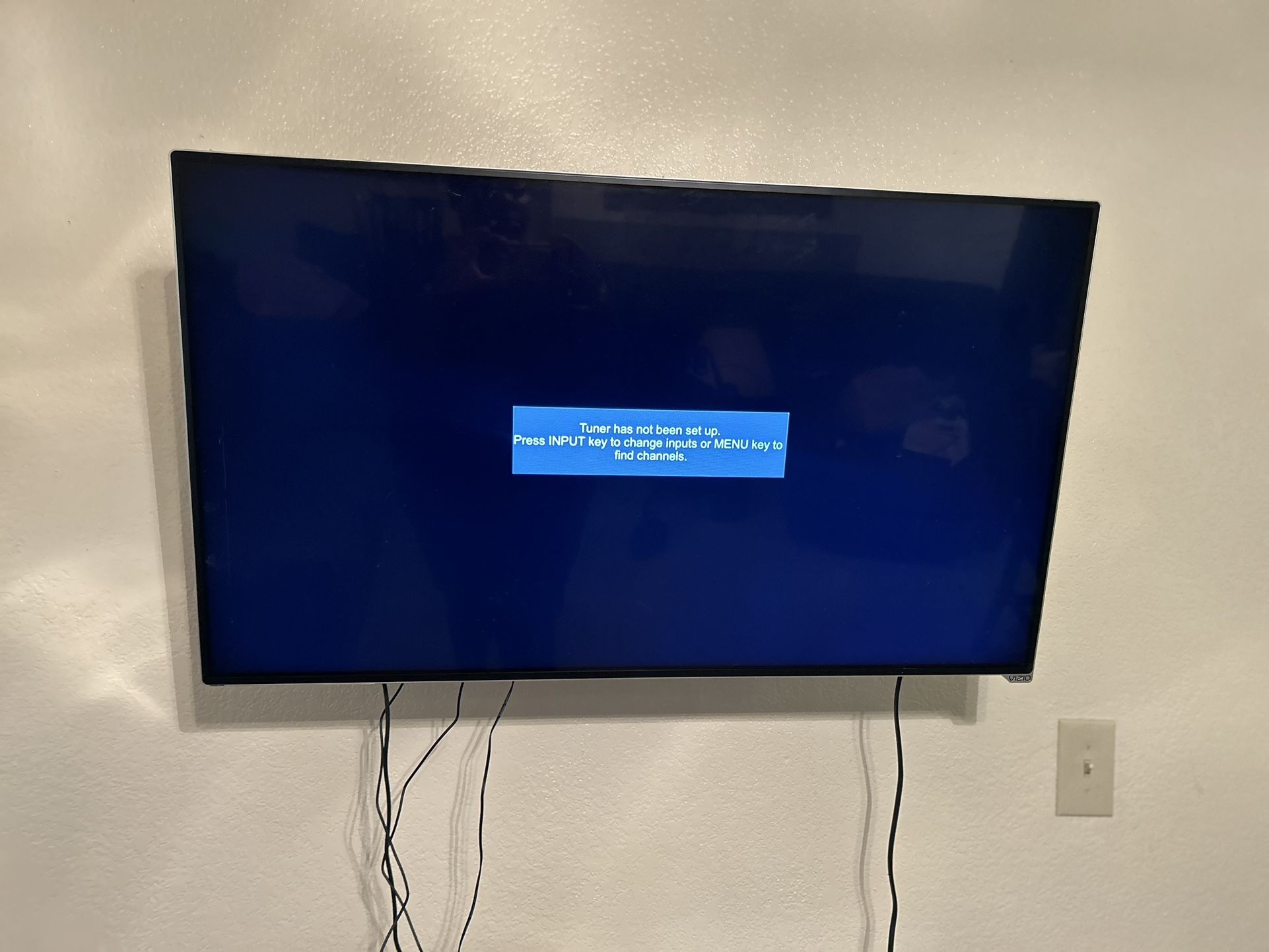 45” Tv and Mount