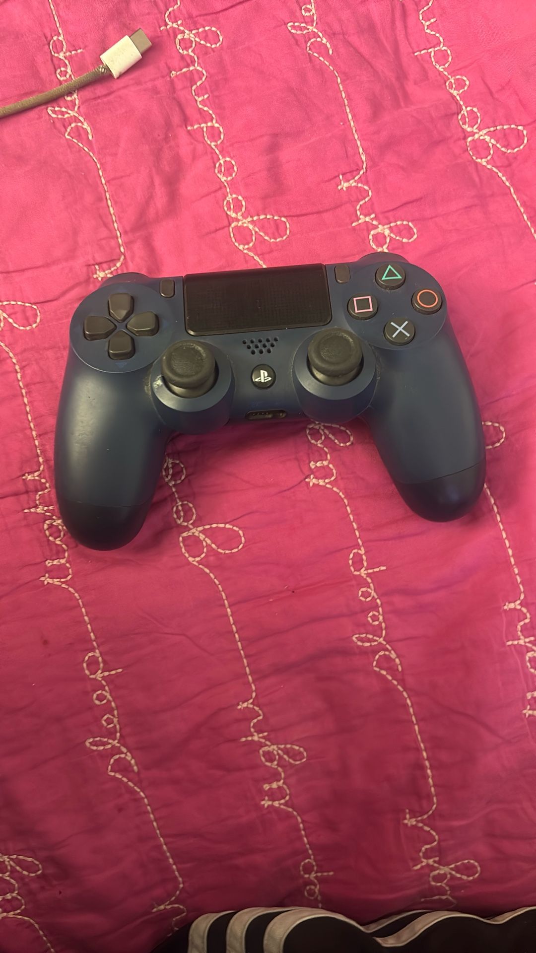 PS4 Controller