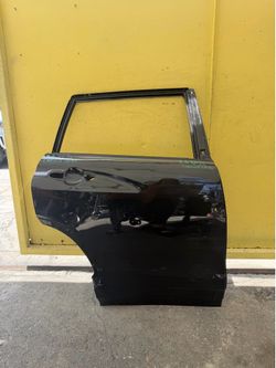 2022-2026 TOYOTA COROLLA CROSS REAR PASSENGER SIDE DOOR SHELL #2