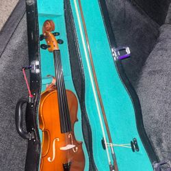 Anton Breton Violin w/ Bow & Locking Case