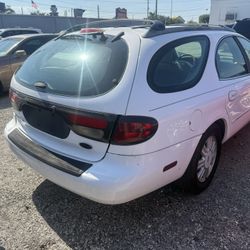 2003 Ford Taurus