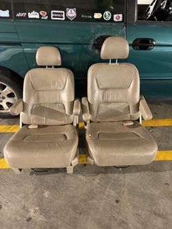Honda odyssey seats