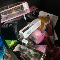 Eye Curler, Make Up Sponch Matte Lip Sticks Eye Liner