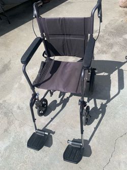 Medline Wheelchair- MDS8082