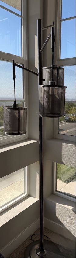 Floor lamp -Costco