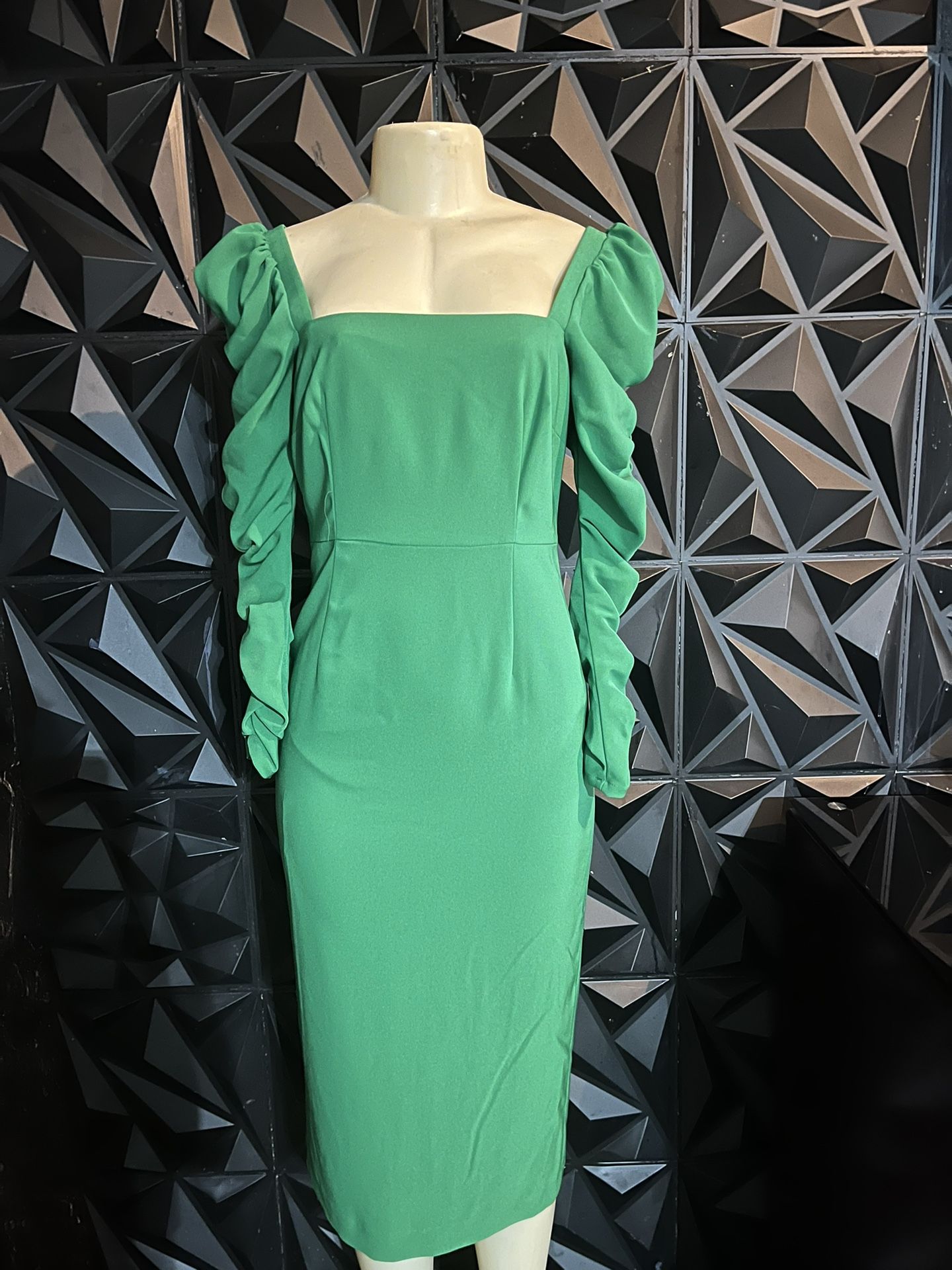 Emerald Green Puff-Sleeve Midi Bodycon Dress