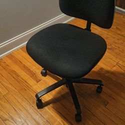 Adjustable Rolling Office Chair