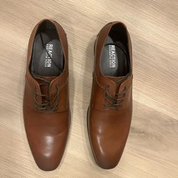 New Men’s Kenneth Cole Dress Shoes 