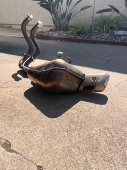 2017 FZ07 stock exhaust