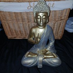 Buddha Statue 