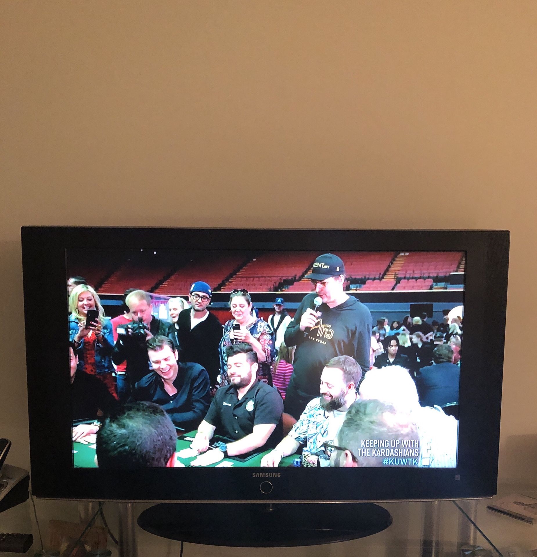 Samsung Flatscreen Television