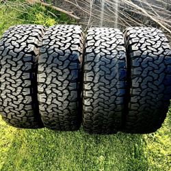 275/70r18 [33x11.0r18] BF Goodrich KO2 10 Ply Load E 75% Tread 
