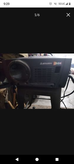 Mitsubishi X490U Conference Projector 3 LCD Portable XGA Iris Sensor Speaker