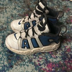 Size 9 Nike AIR