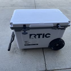 52qt Artic Cooler