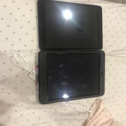 2 iPad Minis See Description