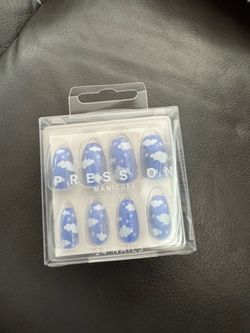 Press on nails