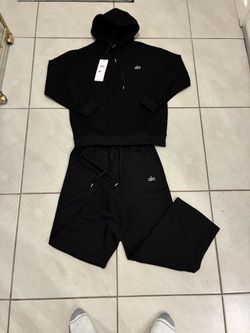 Alo Yoga Black Hoodie and Sweatpants Set