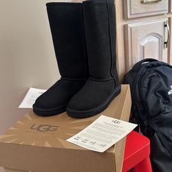 Brand New Ugg Suede Classic Tall Black Boots. Little Girl Size 13.