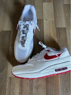 NEW Women’s Nike Air Max 1 Size 8