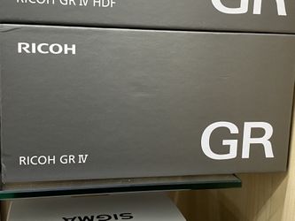 Ricoh GR IV
