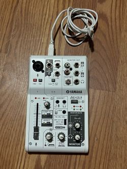 Yamaha AG03 3-Channel Mixer & USB Audio Interface –