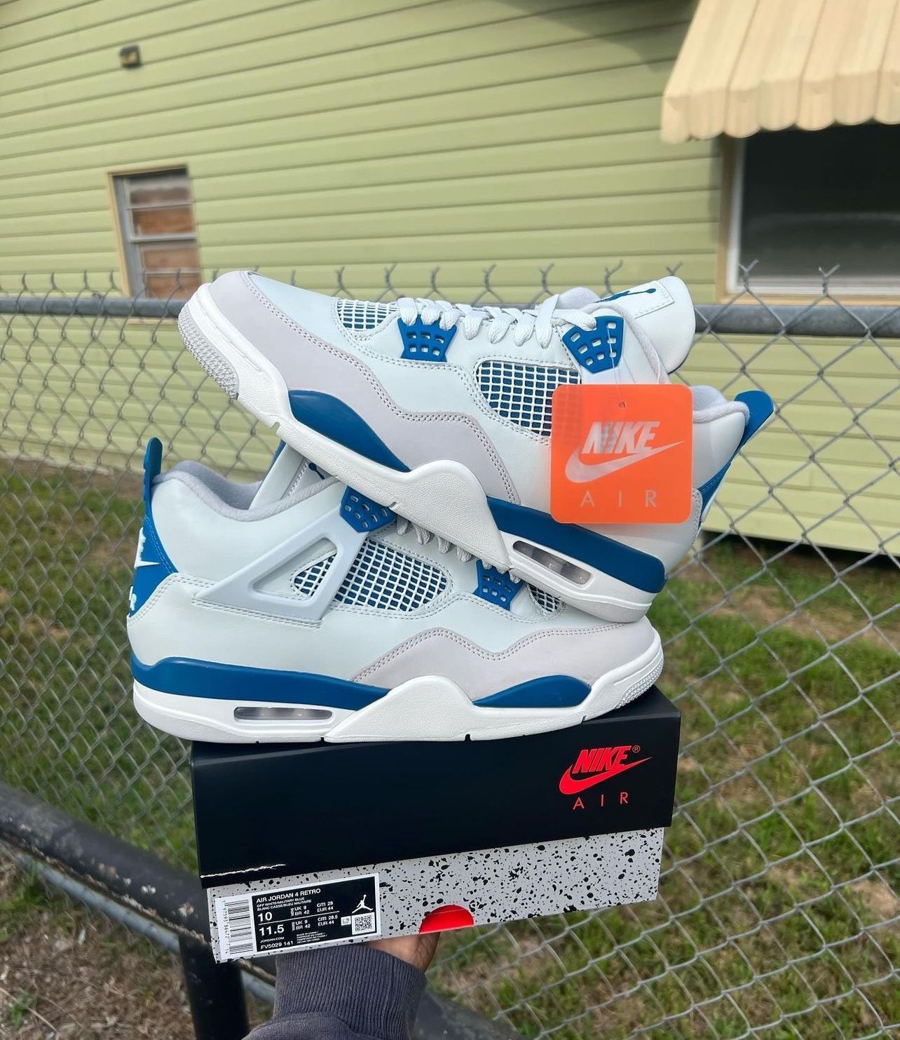 Jordan 4 Military Blue