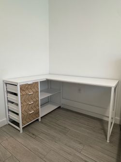 Reversible White L-Shaped Desk with 4 Drawers & Storage Shelves