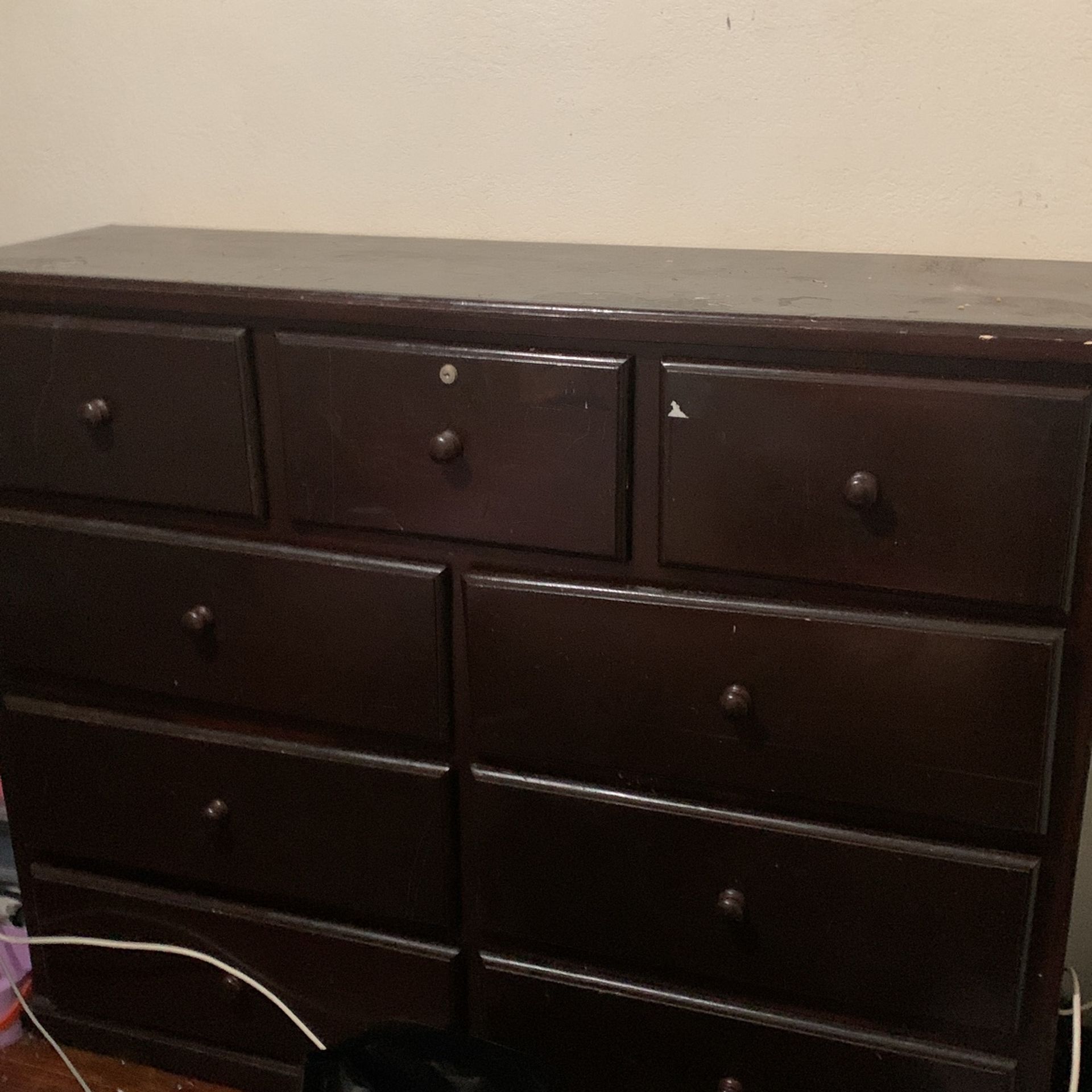 Dresser