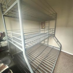 Triple Bunk Bed 