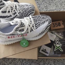 350 Yeezy Boost Zebra