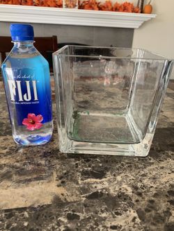 Large centerpiece vase