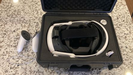 Meta Quest 3 512GB Virtual Reality Headset w/ Accessories