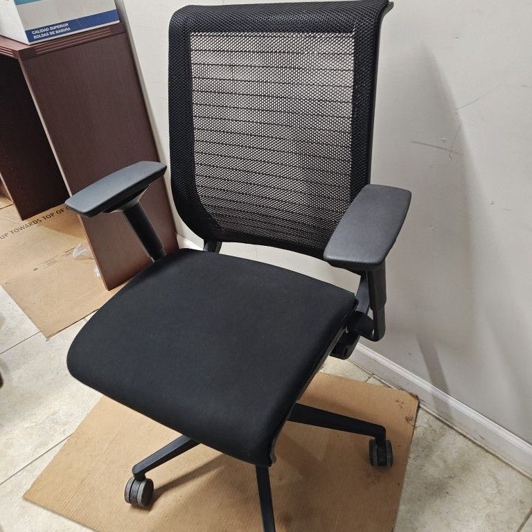 Steelcase Think Office Chair, Black Meshed Executive Chair