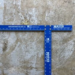 Mayes Brothers 48” Square 