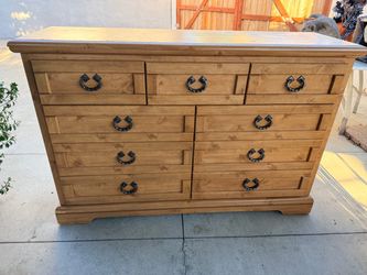 Rustic Pine Wood 9-Drawer Dresser