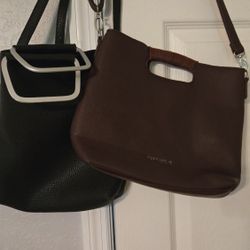2 Gross Shoulder Handbags 