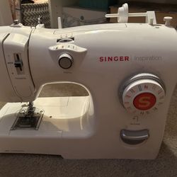 Singer Sewing Machine Kit