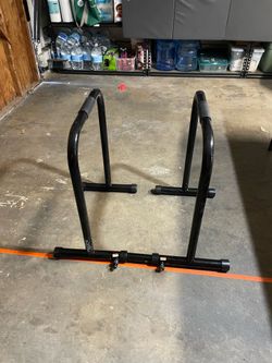 Dip Bar Station / Parallette Bars