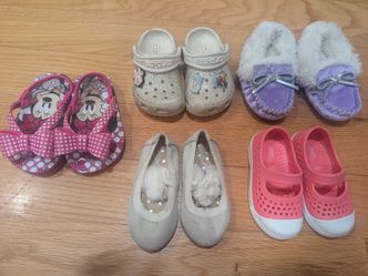 5 pairs of girl toddler shoes size 5/6, including crocs, sandals, dress shoes and slippers