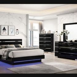 Brand New Black 4pc Bedroom Set 