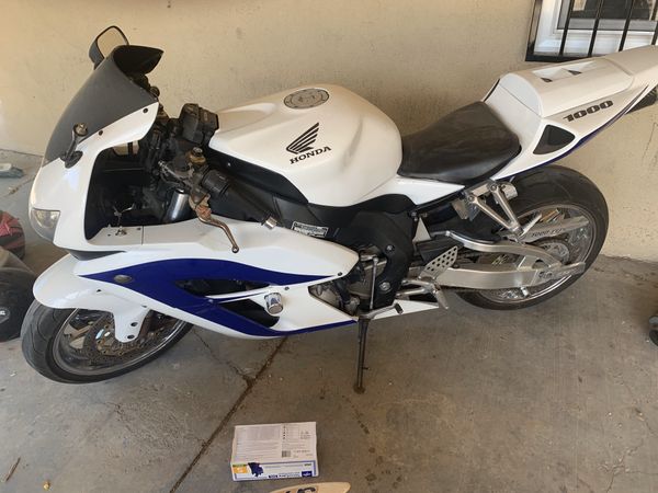 2005 cbr 1000rr w/nitrous!