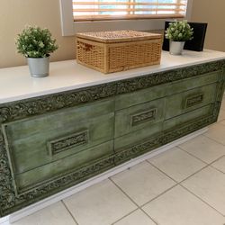 Custom DRESSER