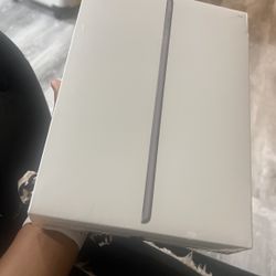 Brand New iPad With Brand New Shell Case 