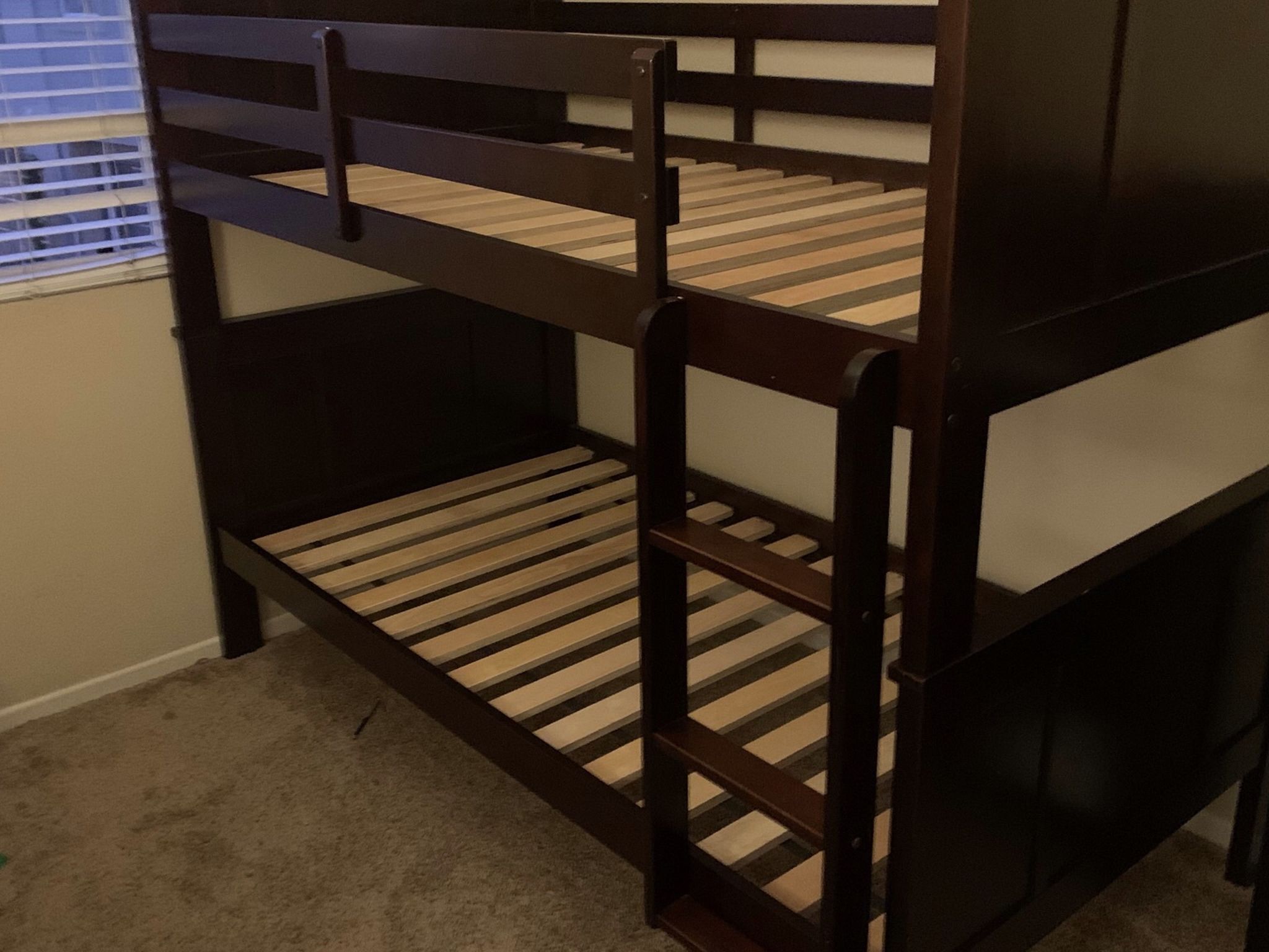 Kids Twin Bunk Bed