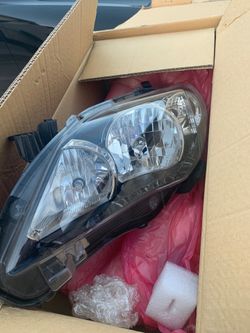 2011- Toyota Corolla front lamp