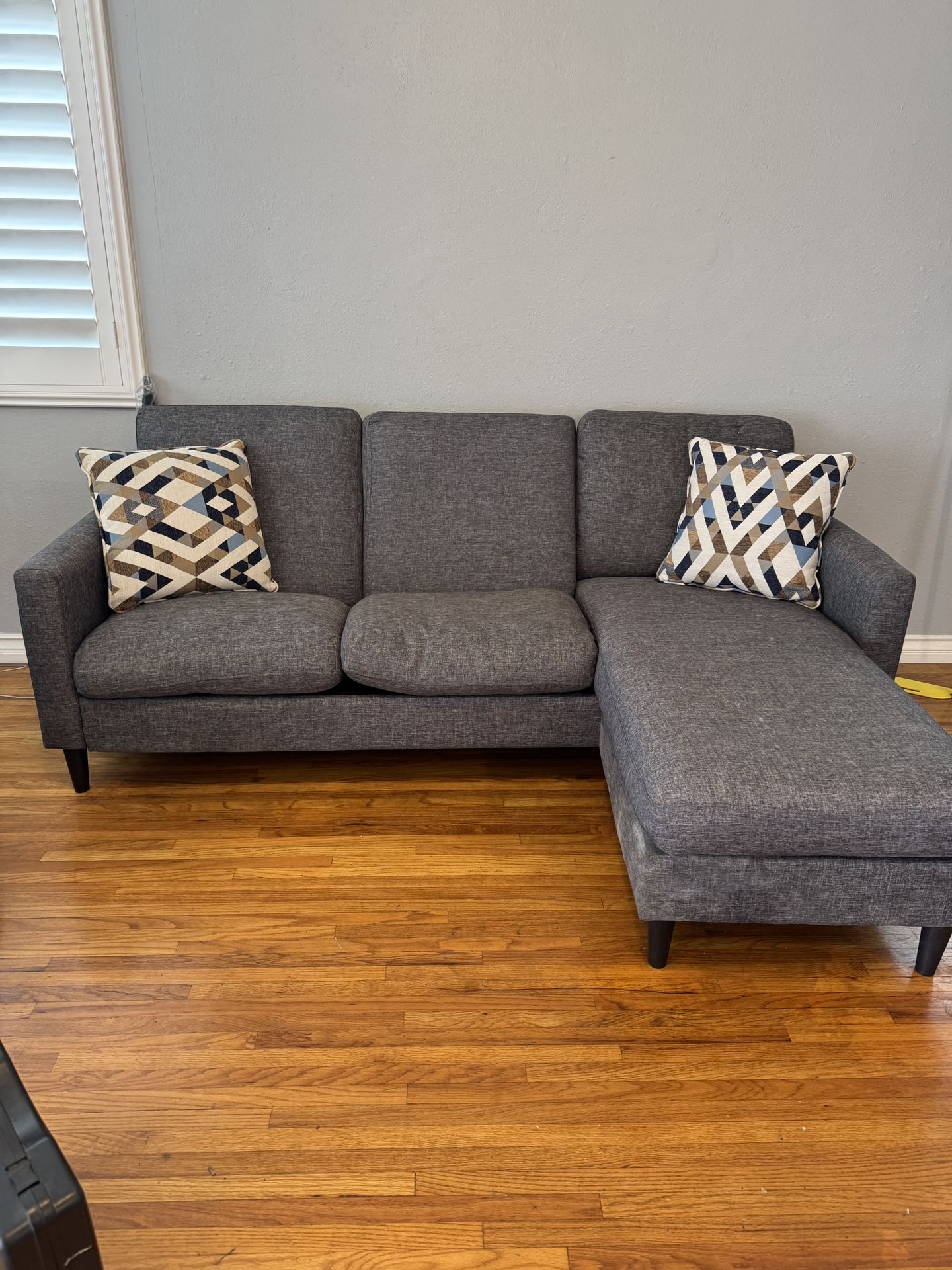 Couch With Chaise