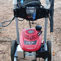 HOMELITE PRESSURE WASHER W/ HONDA MOTOR 2700PSI